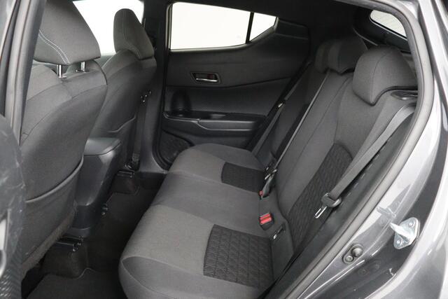 Toyota C-HR 2.0 Hybrid First Edition | Automaat | Trekhaak | Navigatie | Stoelverwarming |