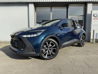 toyota-c-hr-2.0-plug-in-hybrid-220-
