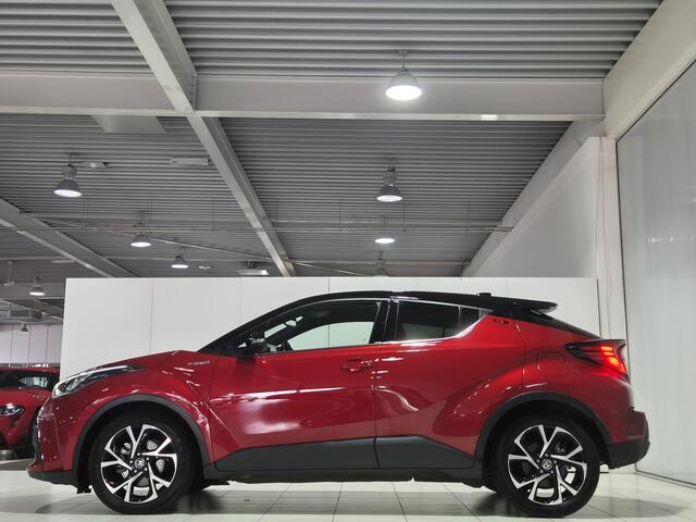 Toyota C-HR 2.0 Hybrid First Edition | Dealer onderhouden | 2 Tone lak |
