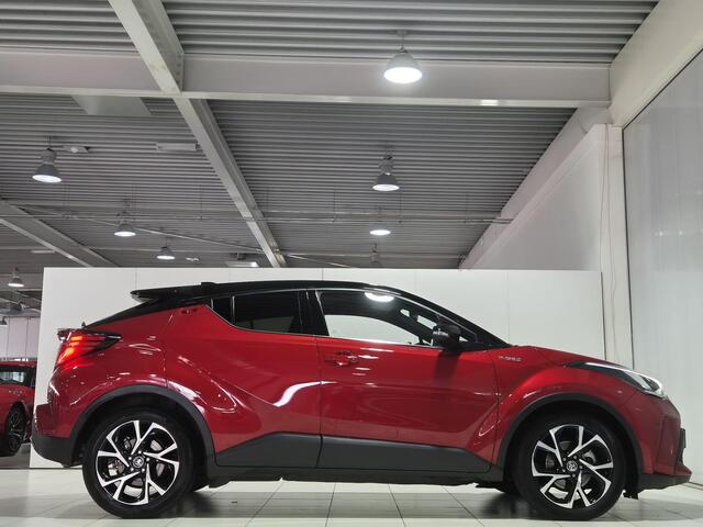 Toyota C-HR 2.0 Hybrid First Edition | Dealer onderhouden | 2 Tone lak |