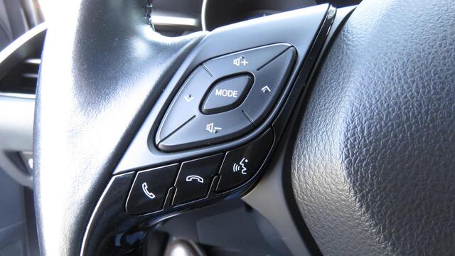 Toyota C-HR 1.8 Hybrid Dynamic NAVI,ADAPTIVE CRUISE,EATC AIRCO,STOELVERW,32313KM.