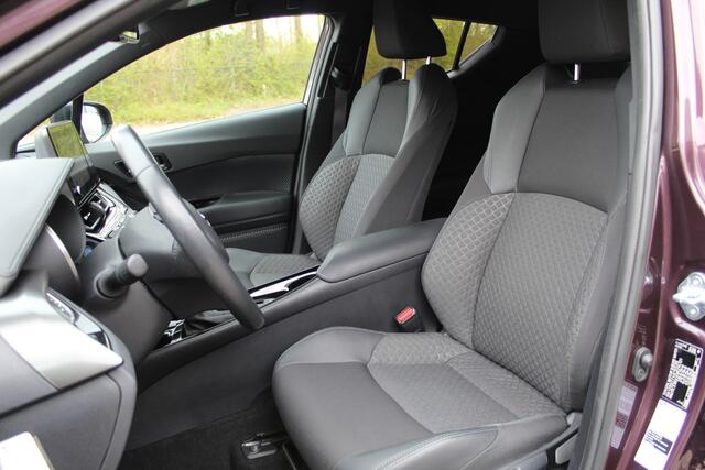 Toyota C-HR 1.8 Hybrid Style Bi-tone | Rijklaar | Blind Spot | LED | Navi | Apple/Android | Stoel-/stuurverw. | NL-auto