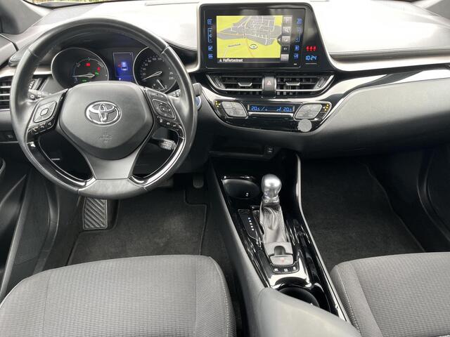 Toyota C-HR 1.8 Hybrid Executive | Navigatie | Stoelverwarming | Dode hoek detectie | Parkeersensoren