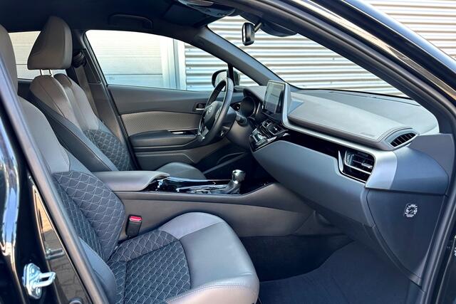 Toyota C-HR 1.8 Hybrid Style Carplay / Safety Pakket