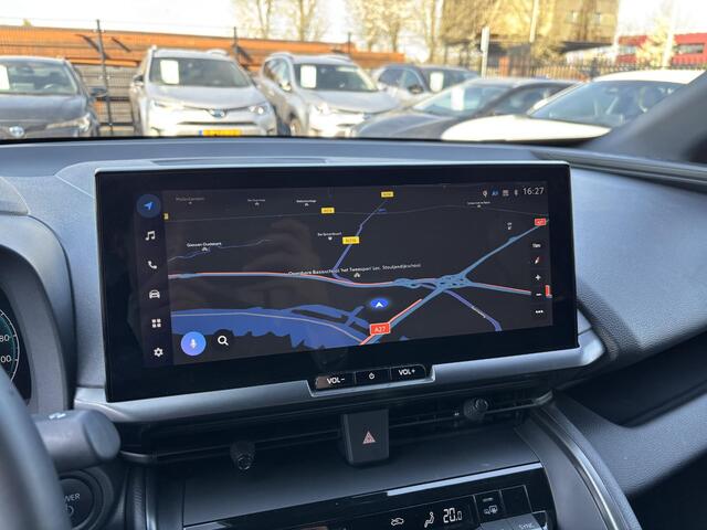 Toyota C-HR 1.8 Hybrid 140 First Edition | Apple Carplay/Android auto | 360 camera | Elek. achterklep | Bi-tone | Toyota garantie tot 2034!