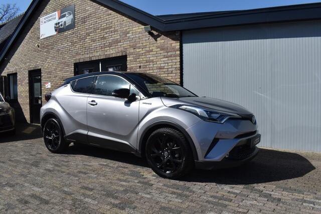 Toyota C-HR 1.8 HYBRID PREMIUM, Bi Tone Cruise, Camera, Navi