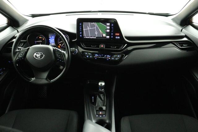 Toyota C-HR 1.8 Hybrid Dynamic | Navigatie | Trekhaak |