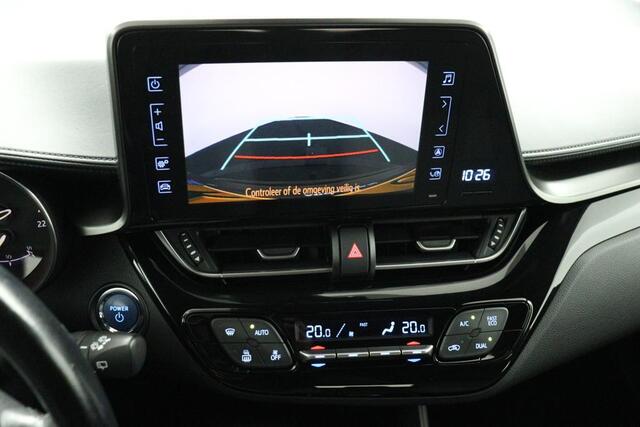 Toyota C-HR 1.8 Hybrid Dynamic | Navigatie | Trekhaak |