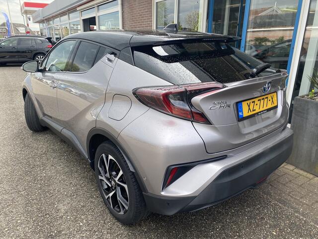 Toyota C-HR 1.8 Hybrid Style Bi-Tone Lederen bekleding