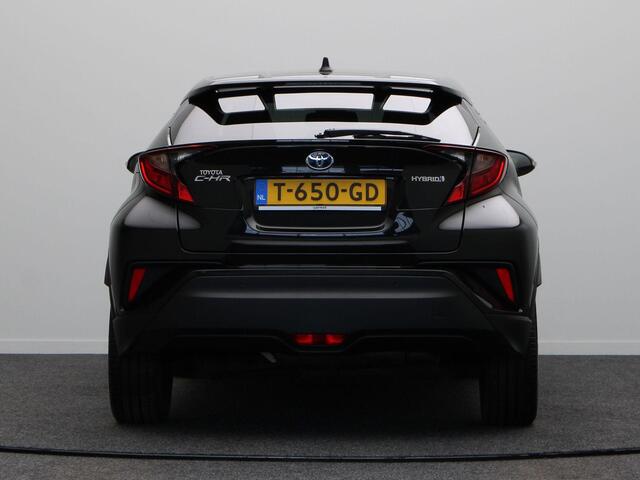 Toyota C-HR 1.8 Hybrid Style | Cruise Control | Stoelverwarming | Dodehoek Detectie | Climate Control |