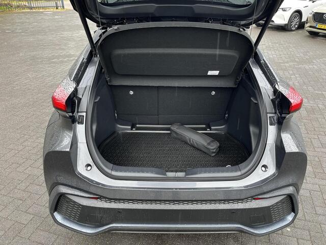 Toyota C-HR 1.8 Hybrid 140 Dynamic | Navigatie | Apple CarPlay/Android auto | Achteruitrijcamera | Stoel en stuurverwarming