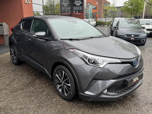 Toyota C-HR 1.8 Hybrid Executive // NAVI // CAMERA // CLIMA // ADAP. CRUISE // DODEHOEK // DAB // PDC //
