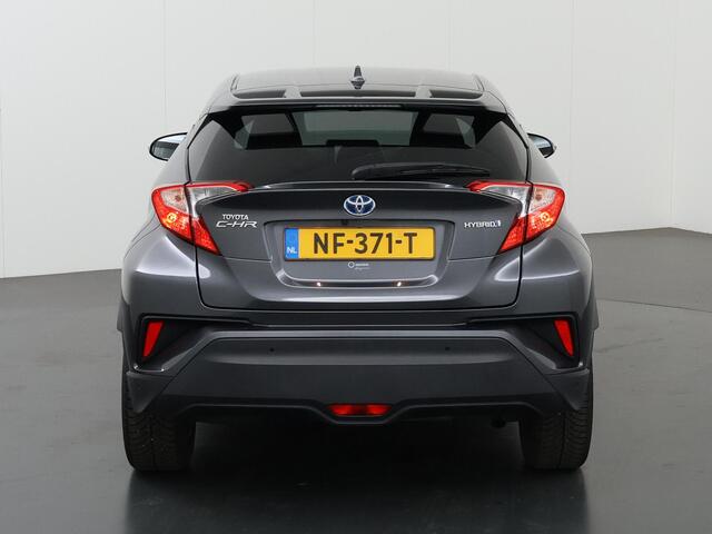 Toyota C-HR 1.8 Hybrid Executive | Navigatie | Parkeercamera | Keyless Go | Climate Control | Stoelverwarming |
