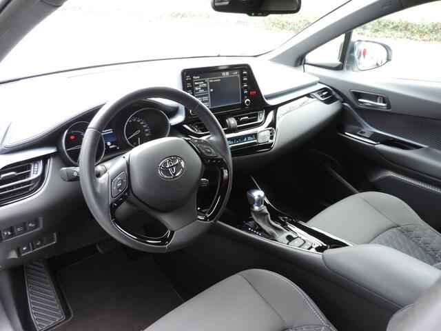 Toyota C-HR 1.8 Hybrid Team D - ACC | Camera | Carplay | PDC v+a | Stoel/stuurverw. | Dodehoek