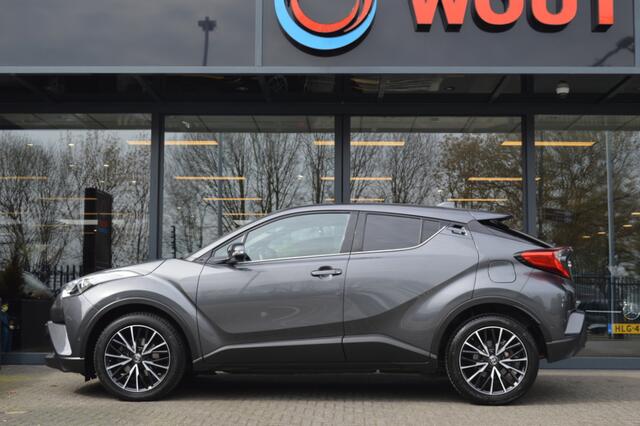 Toyota C-HR 1.2 Style Navi Clima Camera Keyless Pdc