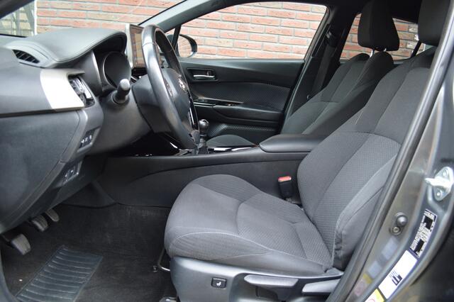Toyota C-HR 1.2 Style Navi Clima Camera Keyless Pdc
