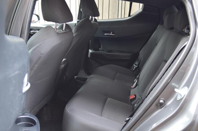 Toyota C-HR 1.2 Style Navi Clima Camera Keyless Pdc
