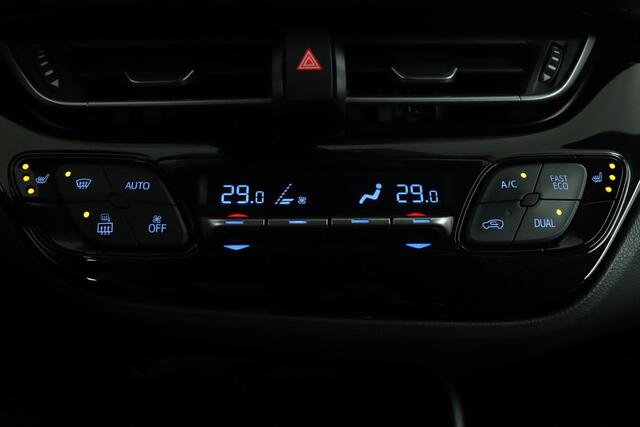 Toyota C-HR 1.8 Hybrid Dynamic | Adaptive Cruise Control | Navigatie | Climate Control | Achteruitrijcamera |