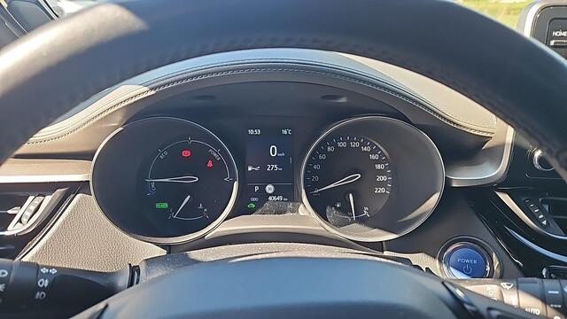Toyota C-HR 2.0 Hybrid Executive 184 pk | Navigatie | Stoelverwarming | Half Leder |