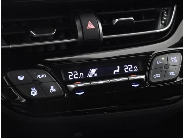 Toyota C-HR 1.8 Hybrid Dynamic | Climate control | Cruise control | Navigatie |