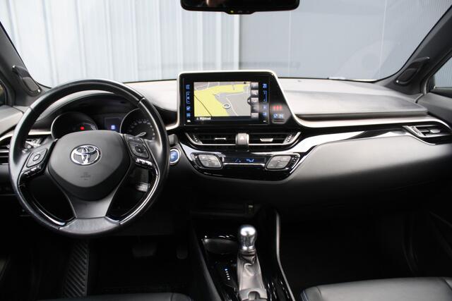 Toyota C-HR 1.8 Hybrid Style - 1e EIGENAAR - LEDER - NAVIGATIE - CAMERA