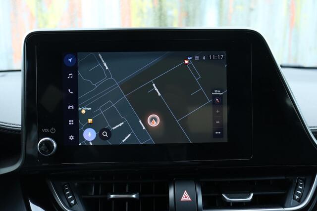 Toyota C-HR 2.0 Hybrid Dynamic, Verwacht, Navigatie, Apple Carplay, Android Auto, Parkeersensoren, Half lederen bekleding, Keyless entry!
