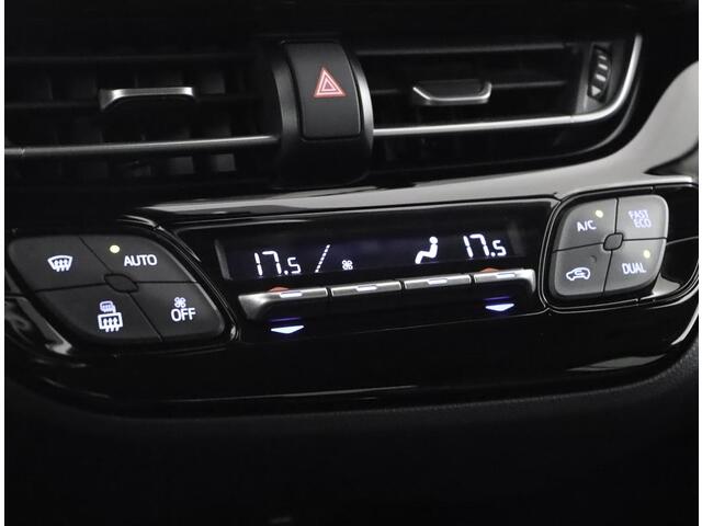 Toyota C-HR 1.2 Turbo Dynamic | Trekhaak | 1300kg trekgewicht | Nieuw geleverd |