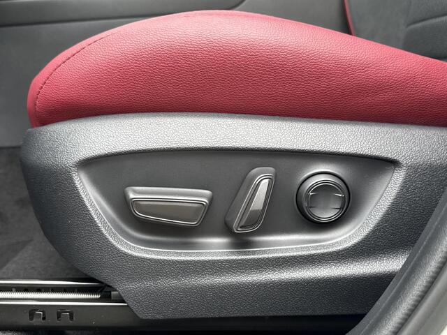 Toyota C-HR 2.0 Plug-in Hybrid 220 Premium **NIEUWE AUTO**
