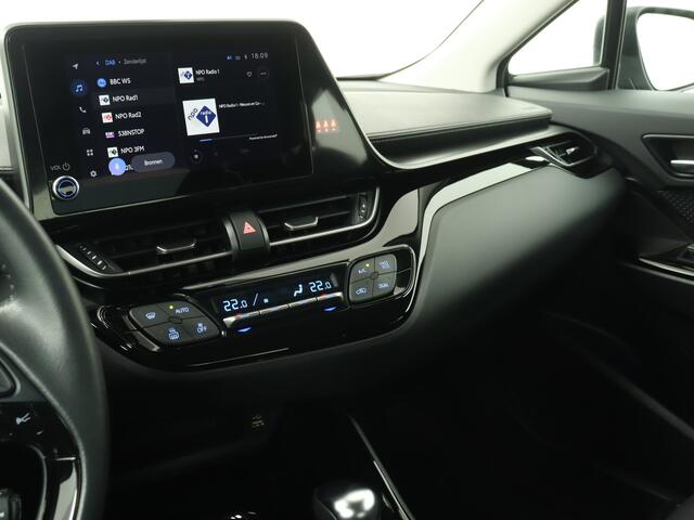 Toyota C-HR 2.0 Hybrid Dynamic | Apple Carplay & Android Auto | Parkeercamera |