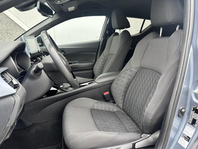 Toyota C-HR 1.8 Hybrid First Edition / 1ste eigenaarsauto / Trekhaak / JBL audio / Navigatie / Adaptief Cruise Control / Camera / Keyless Entry / Dealer Onderhouden