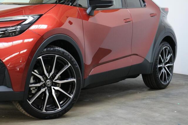 Toyota C-HR 2.0 Plug-in Hybrid 220 GR SPORT, Premium Pack , Direct leverbaar, ¤ 2500 inruilpremie!