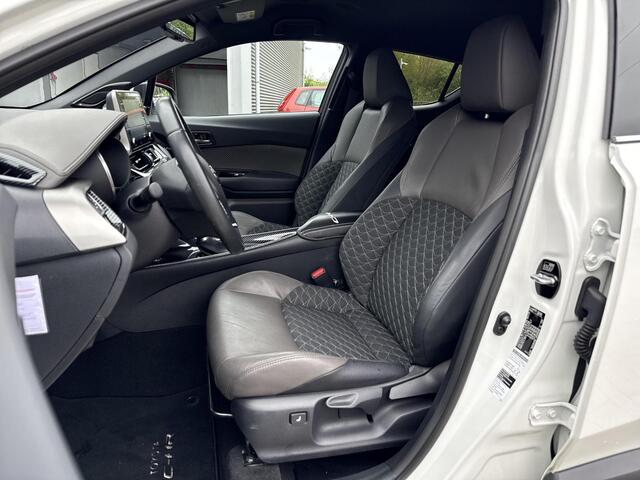 Toyota C-HR 2.0 Hybrid Executive **NAVIGATIE/ JBL/ DODEHOEKDETECTIE/ STOELVERWARMING/ 36 MAANDEN GARANTIE**