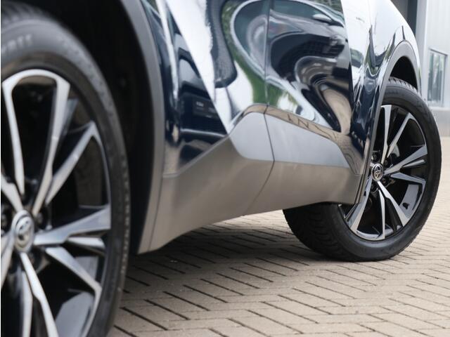 Toyota C-HR 1.8 Hybrid 140 Dynamic I Navi I Keyless I Dodehoekdetectie