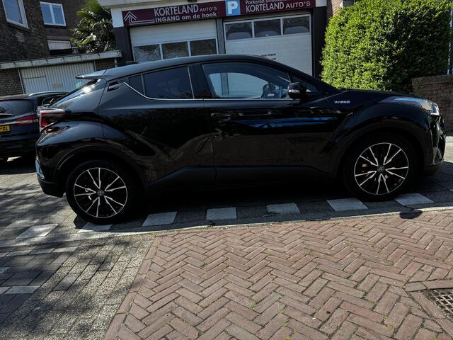 Toyota C-HR 1.8 Hybrid Dynamic Executive Leer Navi Trekhaak