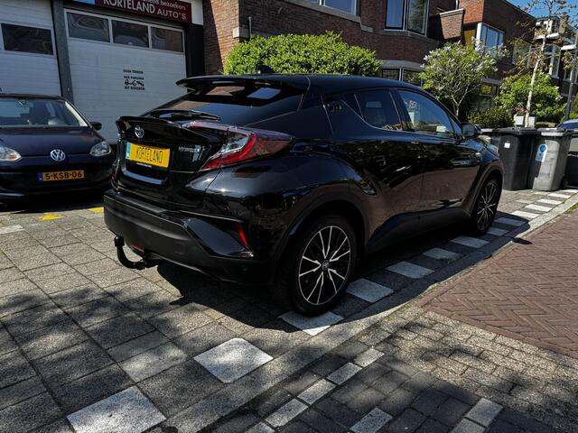 Toyota C-HR 1.8 Hybrid Dynamic Executive Leer Navi Trekhaak