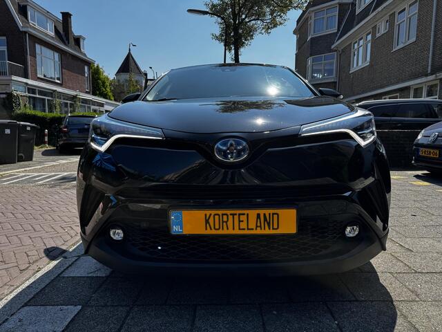 Toyota C-HR 1.8 Hybrid Dynamic Executive Leer Navi Trekhaak