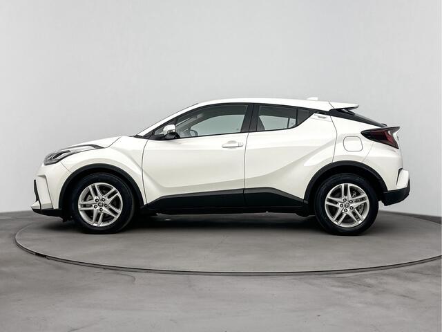 Toyota C-HR 1.8 Hybrid Active | NL-Auto | Apple Carplay /- Android Auto |