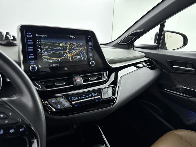 Toyota C-HR 1.8 Hybrid Executive | Navigatie | Parkeersensoren V+A | Stoelverwarming | Lederen Bekleding |