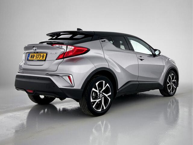Toyota C-HR 1.8 Hybrid Bi-Tone | Navigatie | NL Auto | PDC | Stoelverwarming |