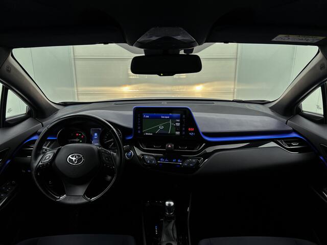 Toyota C-HR 1.8 Hybrid Bi-Tone | Navigatie | NL Auto | PDC | Stoelverwarming |