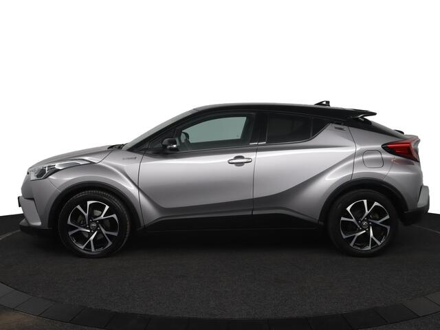 Toyota C-HR 1.8 Hybrid Bi-Tone | Trekhaak | Navigatie | Stoelverwarming |