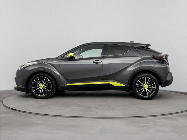 Toyota C-HR 1.8 Hybrid Executive Ultimate | Navigatie | Parkeercamera | Stoelverwarming |