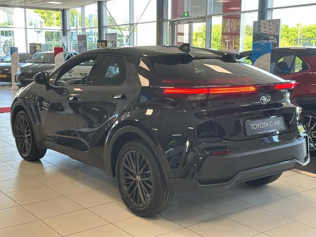 Toyota C-HR 2.0 Plug-in Hybrid 220 Premium NIEUW! Direct leverbaar!