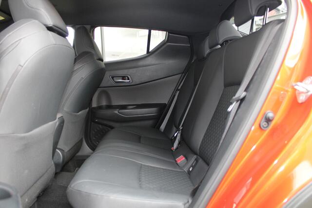 Toyota C-HR 2.0 Hybrid Launch Edition LED,LEER,JBL,NAVI/CAM,TREKHAAK