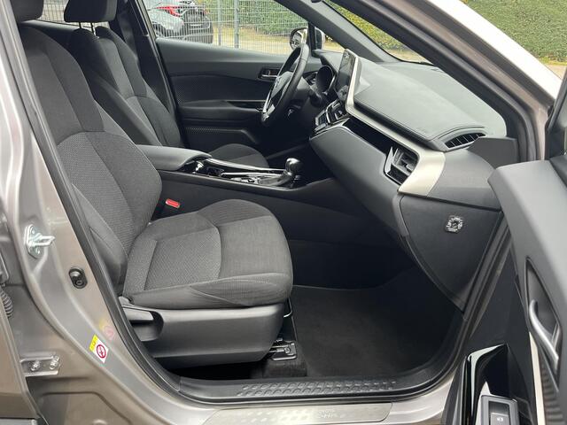Toyota C-HR 1.8 Hybrid Style *LED*Trekhaak*Blind spot*