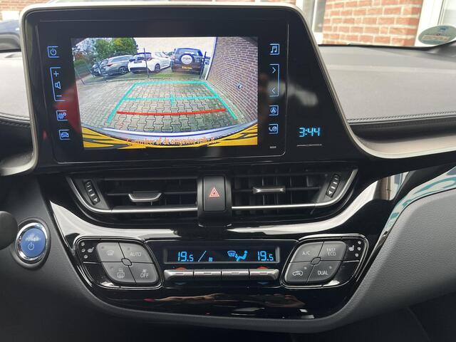 Toyota C-HR 1.8 Hybrid Style *LED*Trekhaak*Blind spot*
