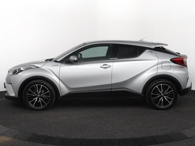 Toyota C-HR 1.8 Hybrid Executive | Stoelverwarming | Trekhaak | Navigatie |