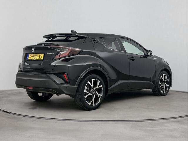Toyota C-HR 1.8 Hybrid Style Ultimate | Navigatie | Stoel- en stuurverwarming | JBL Premium Audio Systeem |