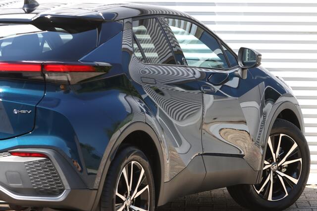 Toyota C-HR 1.8 Hybrid 140 Team-D Bi-Tone E.Kofferkl. NIEUW