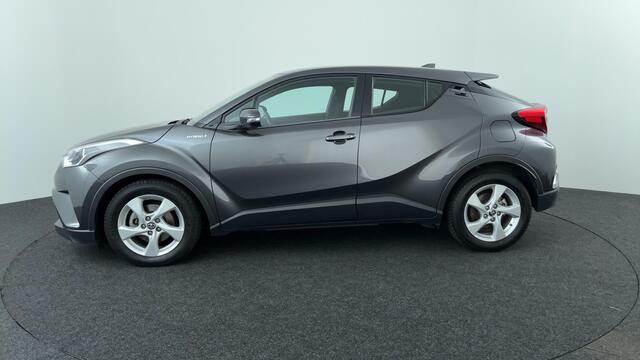 Toyota C-HR 1.8 Hybrid Business Intro